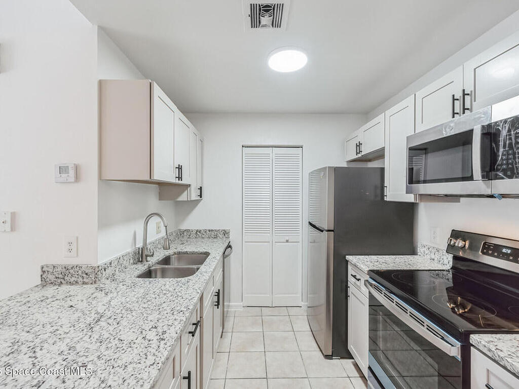 422 Thor Avenue, Palm Bay, FL 32909