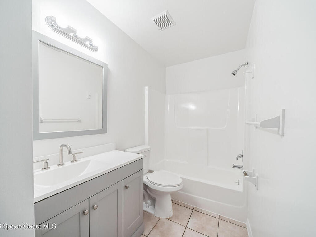 430 Thor Avenue, Palm Bay, FL 32909
