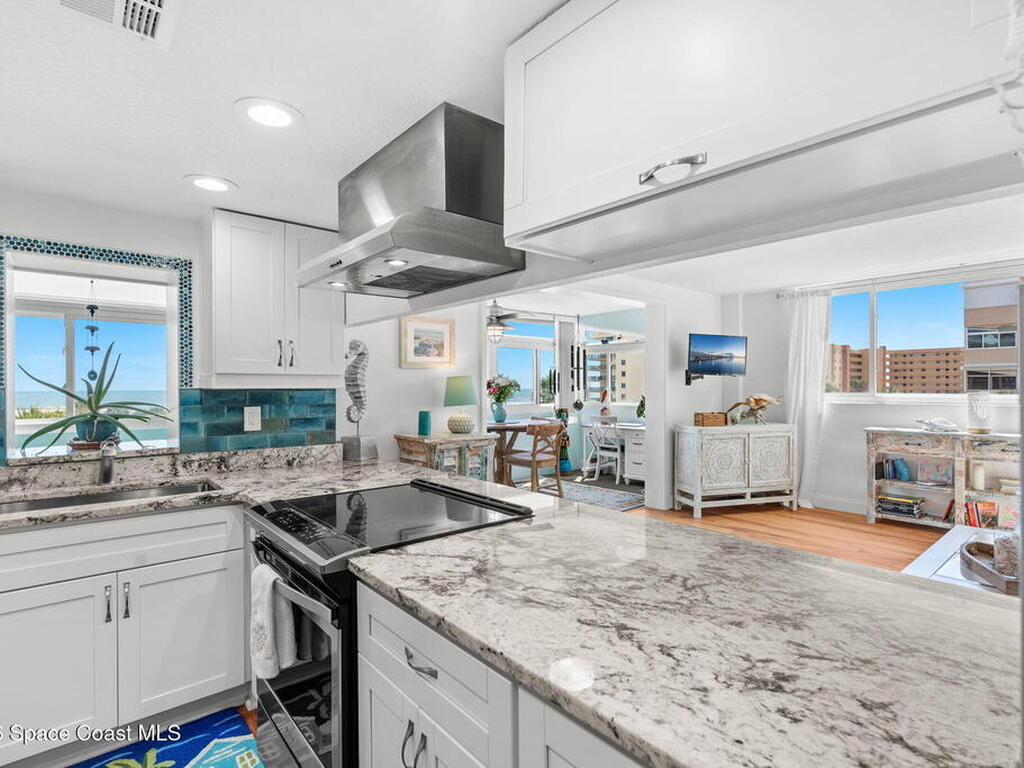 2020 N Atlantic Avenue, Cocoa Beach, FL 32931