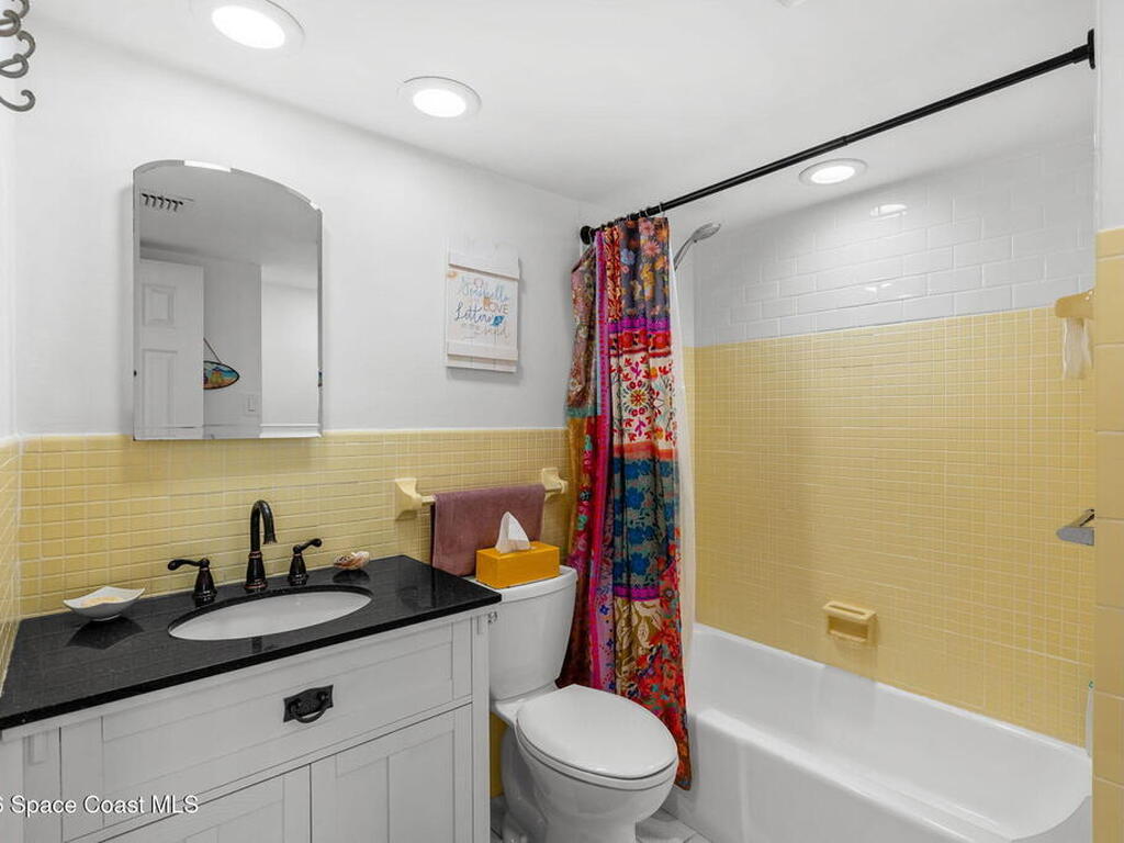 2020 N Atlantic Avenue, Cocoa Beach, FL 32931