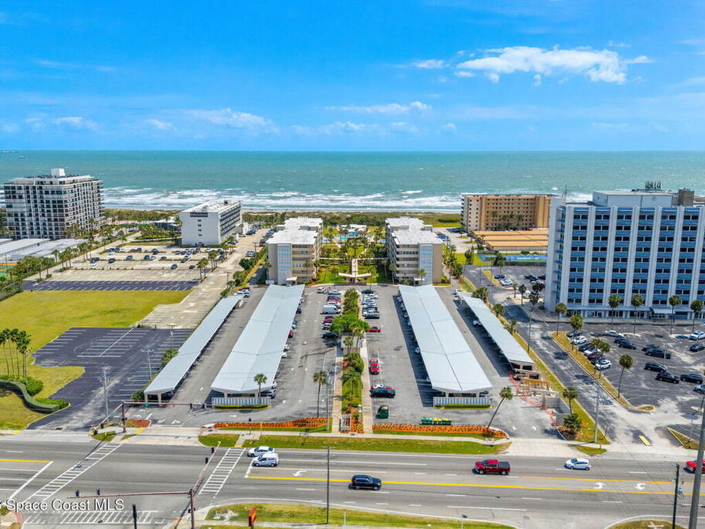 2020 N Atlantic Avenue, Cocoa Beach, FL 32931