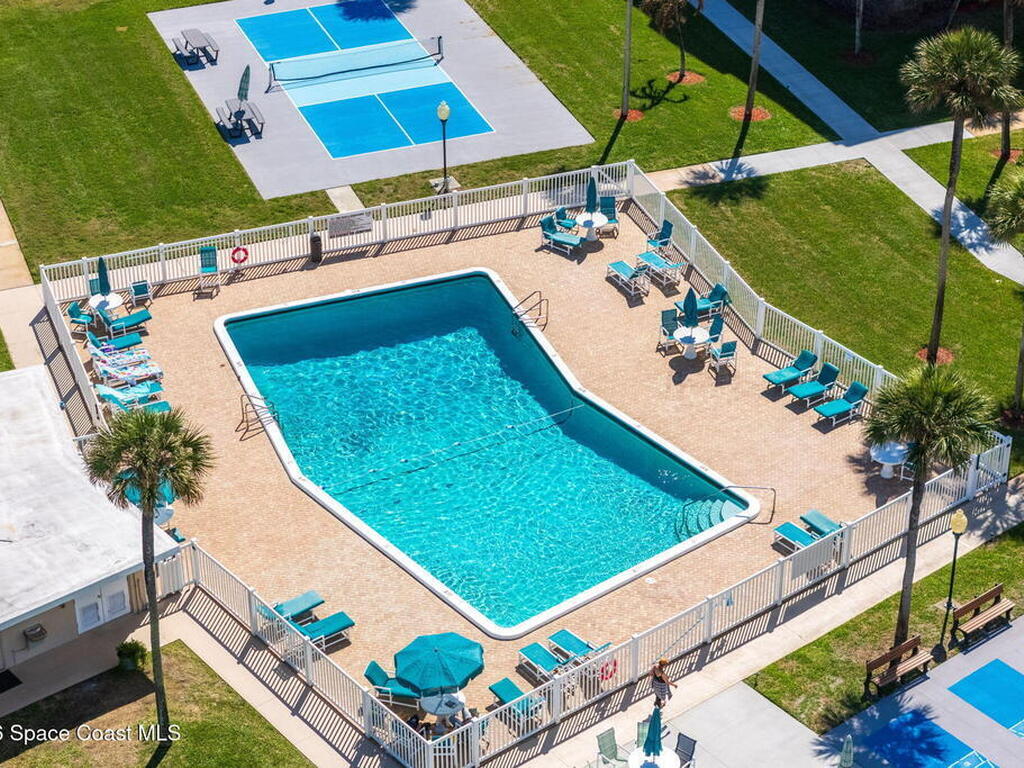 2020 N Atlantic Avenue, Cocoa Beach, FL 32931