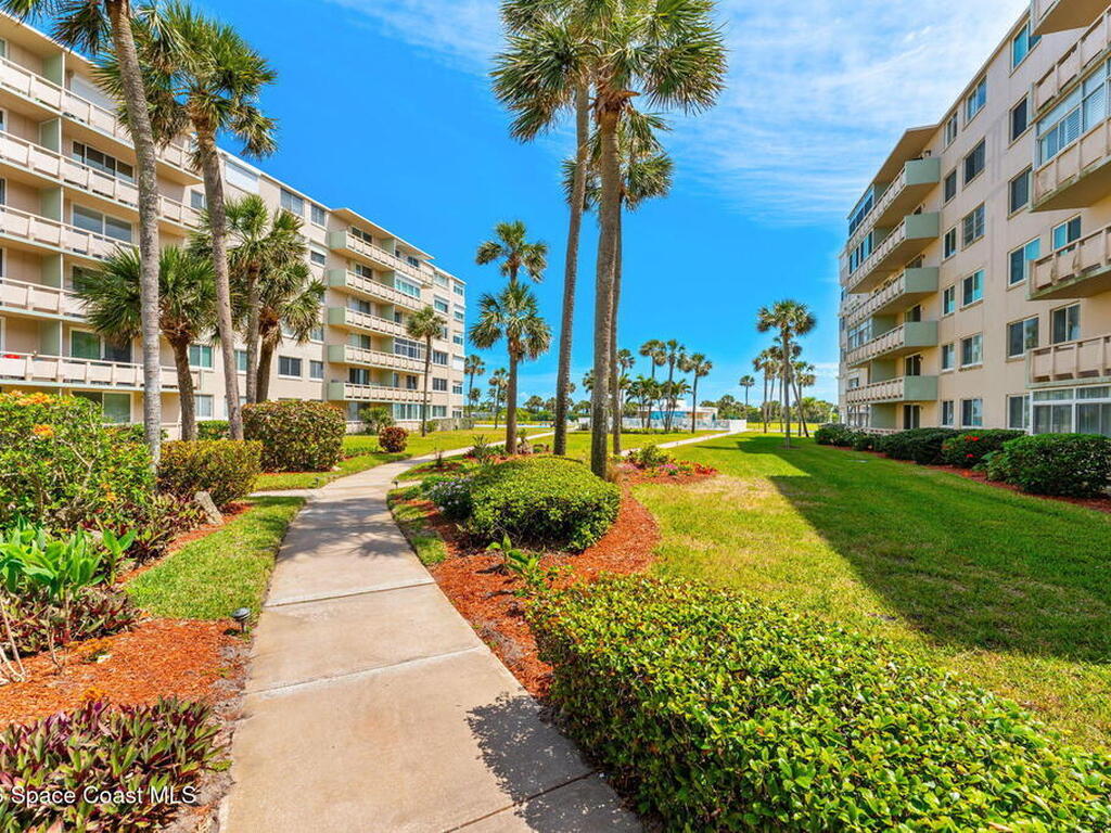 2020 N Atlantic Avenue, Cocoa Beach, FL 32931