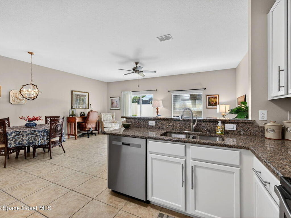 2515 Revolution Street, Melbourne, FL 32935