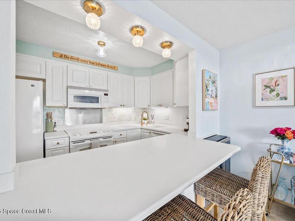 2020 N Atlantic Avenue, Cocoa Beach, FL 32931