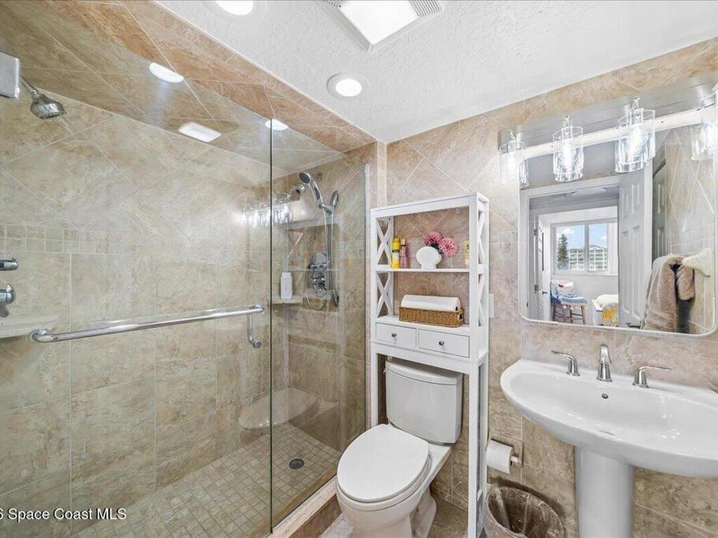 2020 N Atlantic Avenue, Cocoa Beach, FL 32931