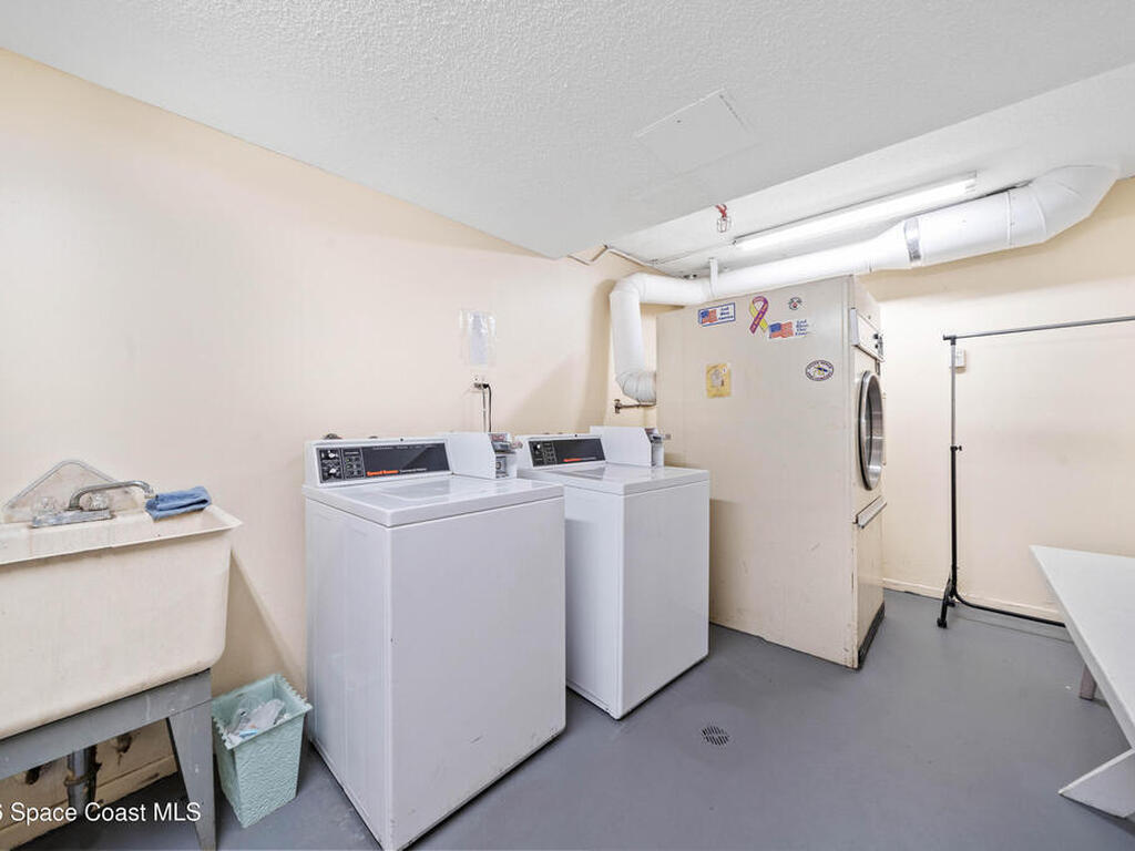 2020 N Atlantic Avenue, Cocoa Beach, FL 32931