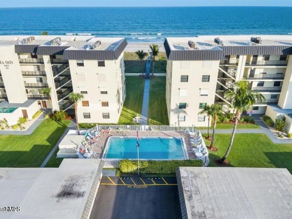 4570 Ocean Beach Boulevard, Cocoa Beach, FL 32931