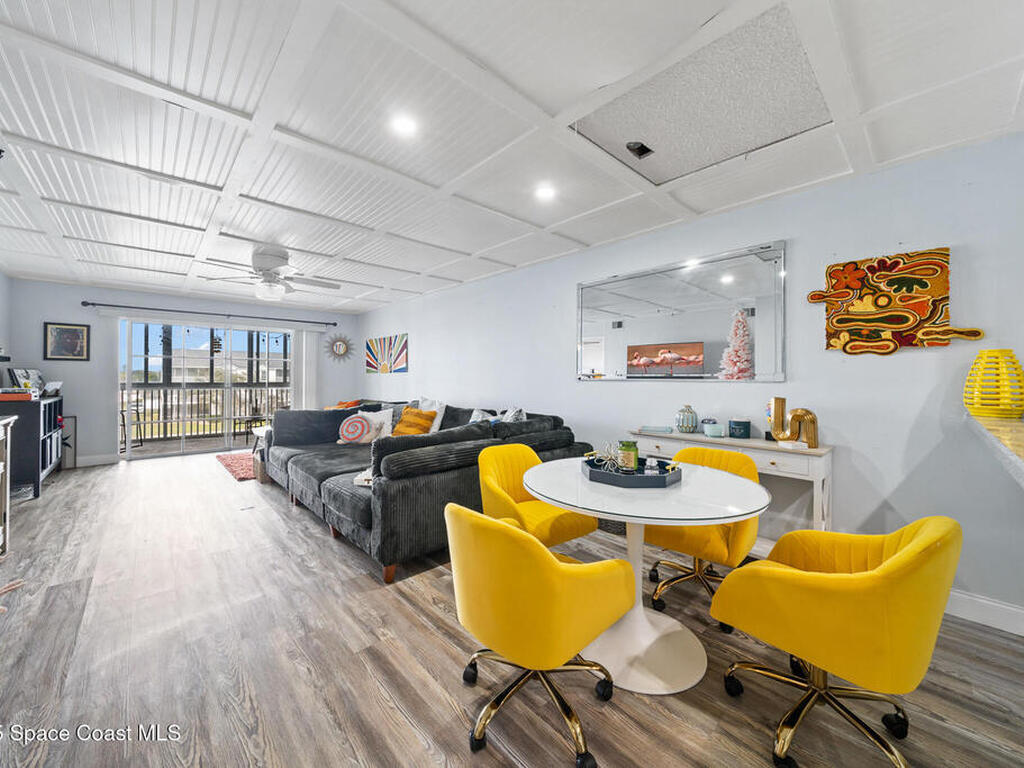 560 S Brevard Avenue, Cocoa Beach, FL 32931