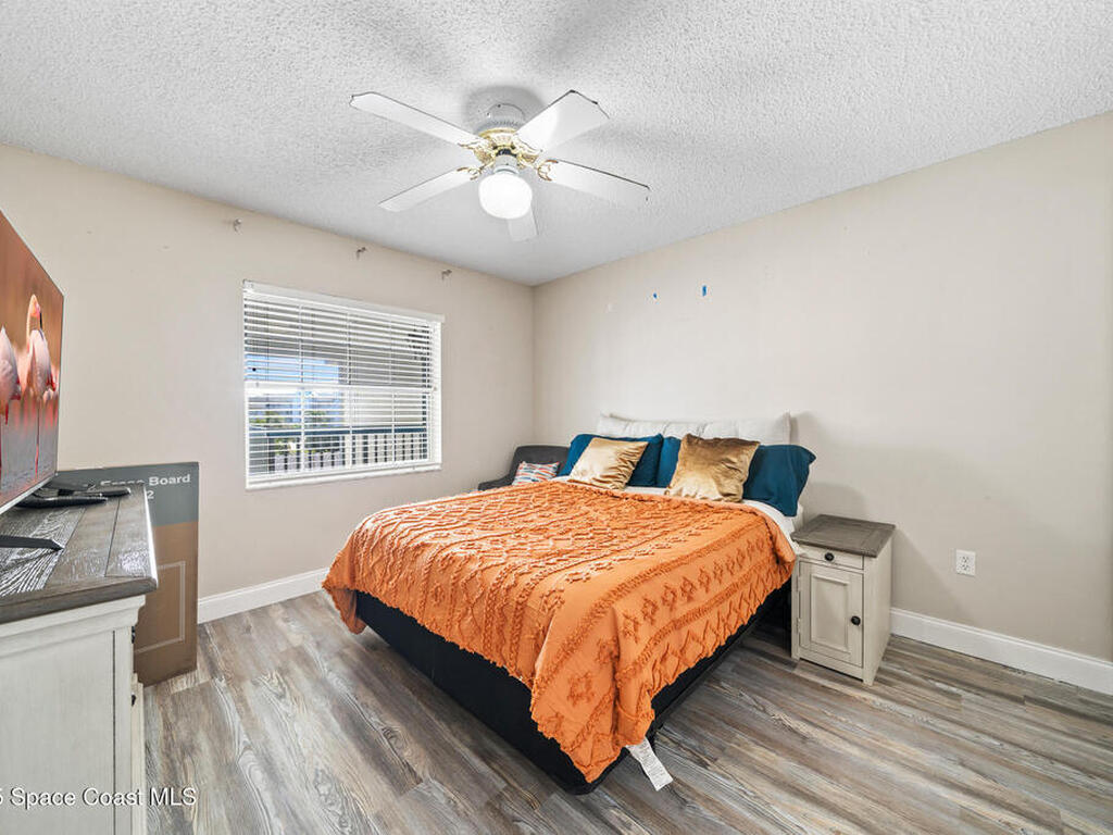 560 S Brevard Avenue, Cocoa Beach, FL 32931