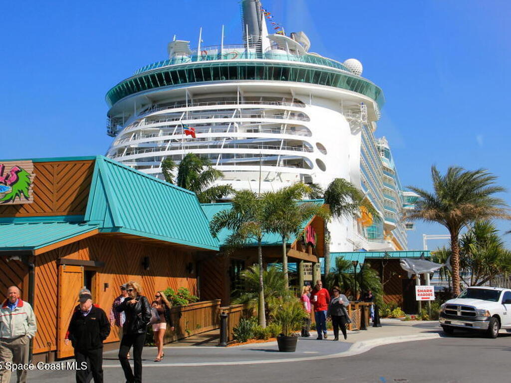 2100 N Atlantic Avenue, Cocoa Beach, FL 32931