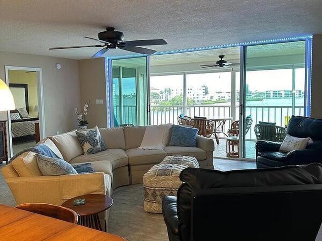 190 Pinellas Lane, Cocoa Beach, FL 32931