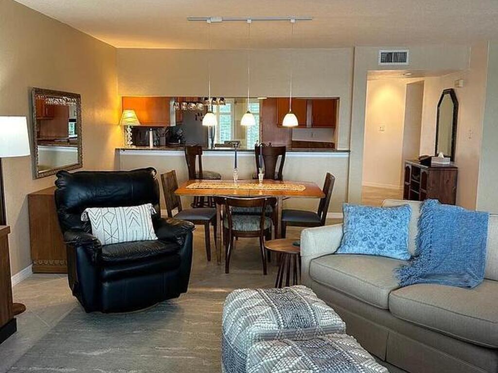 190 Pinellas Lane, Cocoa Beach, FL 32931