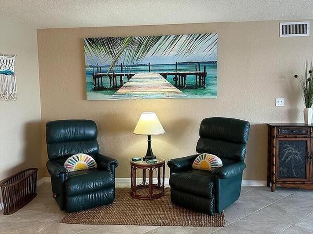 190 Pinellas Lane, Cocoa Beach, FL 32931