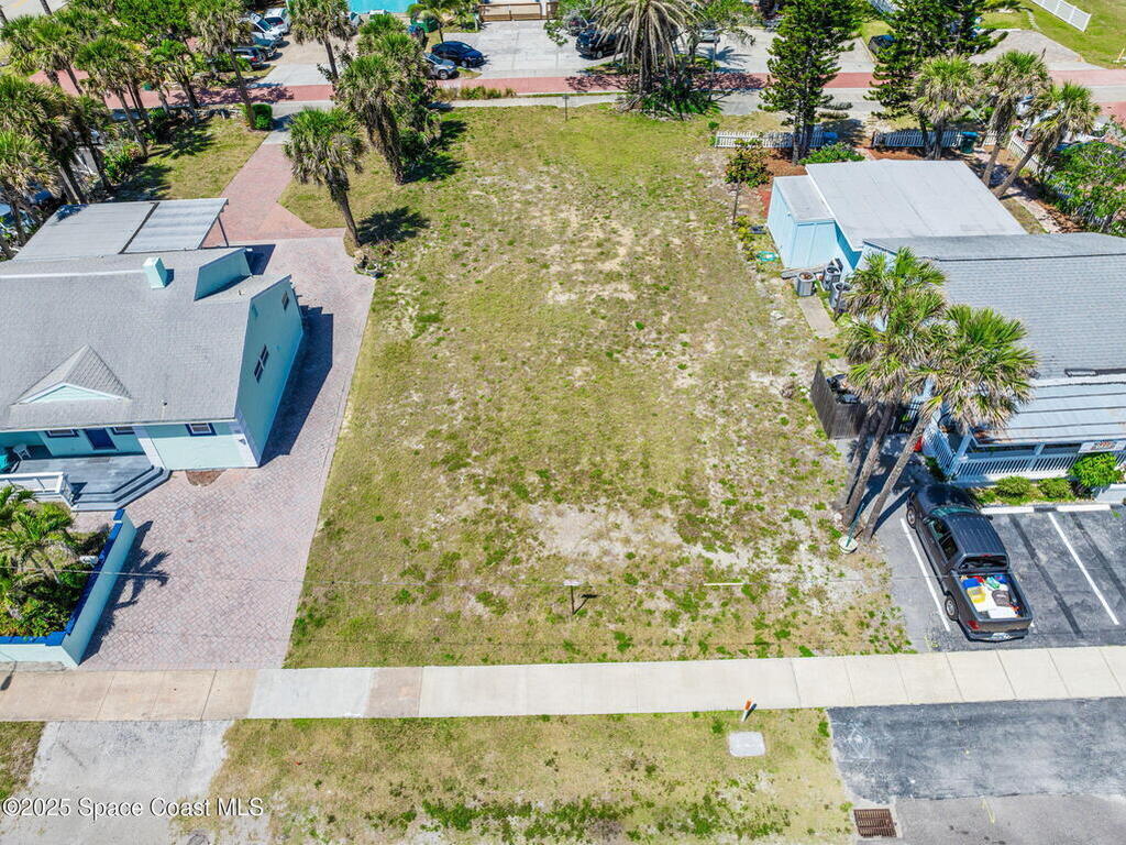 118 N Atlantic Avenue, Cocoa Beach, FL 32931
