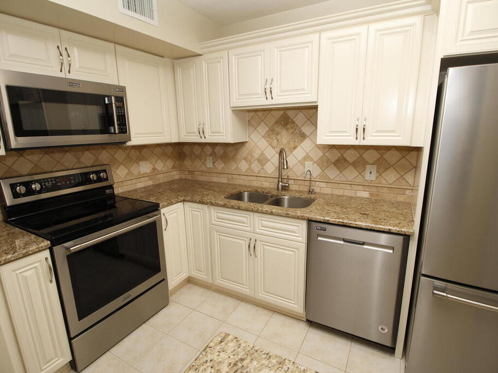 1880 Long Iron Drive, Suntree, FL 32955