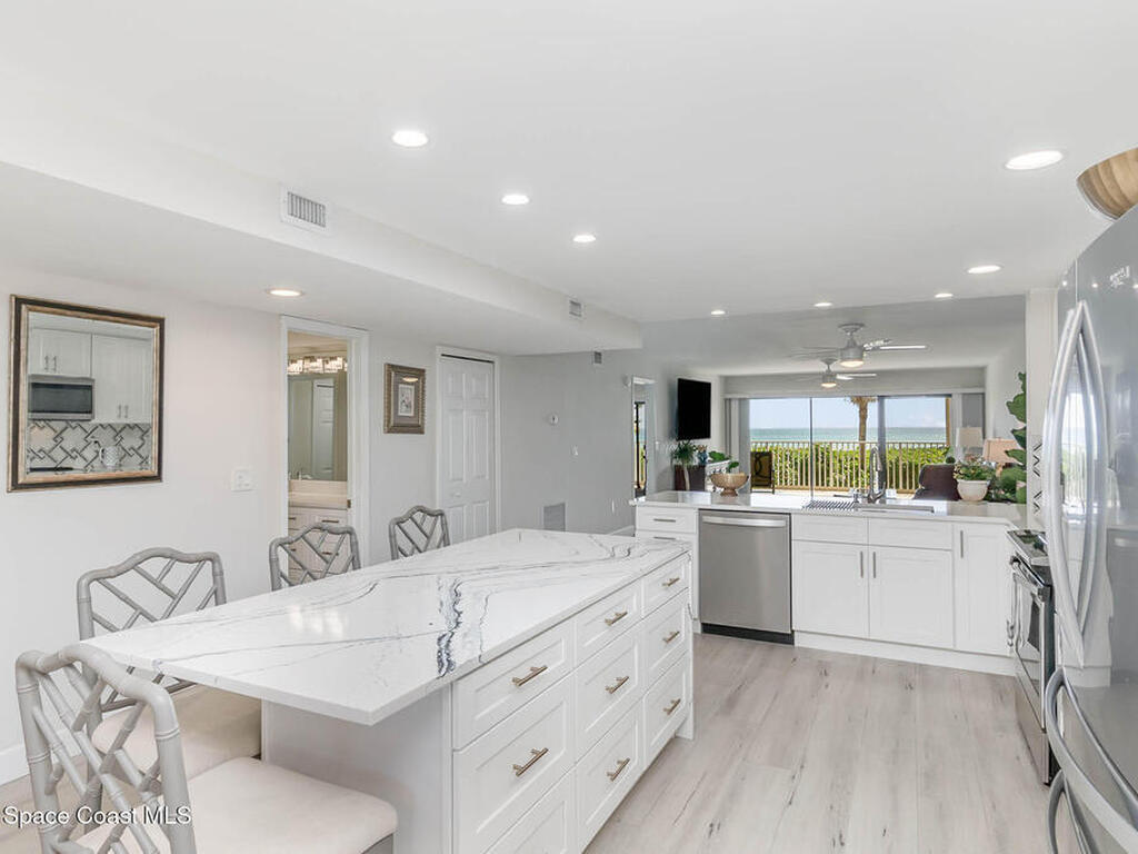 1525 S Atlantic Avenue, Cocoa Beach, FL 32931