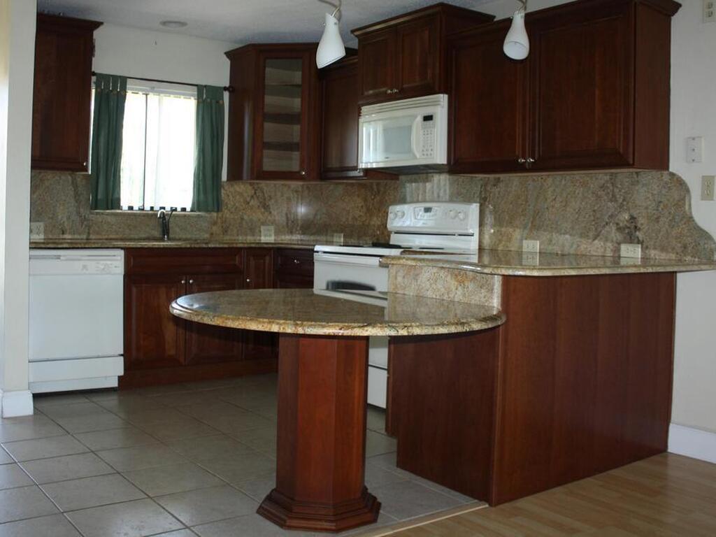 325 S Banana River Boulevard, Cocoa Beach, FL 32931