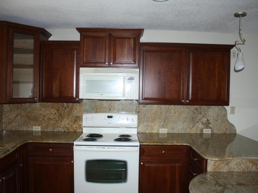 325 S Banana River Boulevard, Cocoa Beach, FL 32931