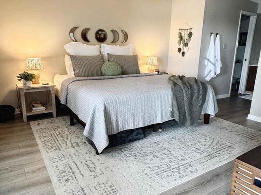 325 S Banana River Boulevard, Cocoa Beach, FL 32931