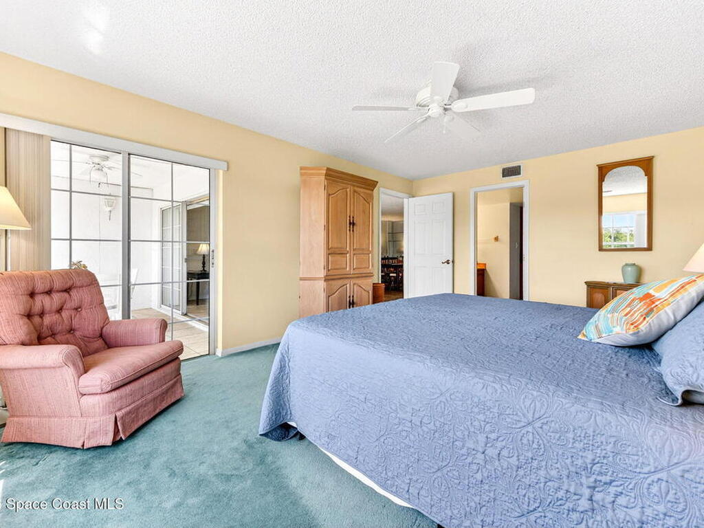 580 S Brevard Avenue, Cocoa Beach, FL 32931