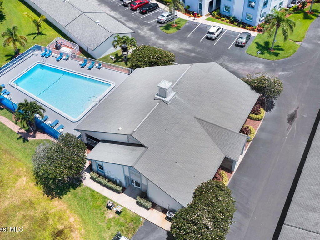 580 S Brevard Avenue, Cocoa Beach, FL 32931