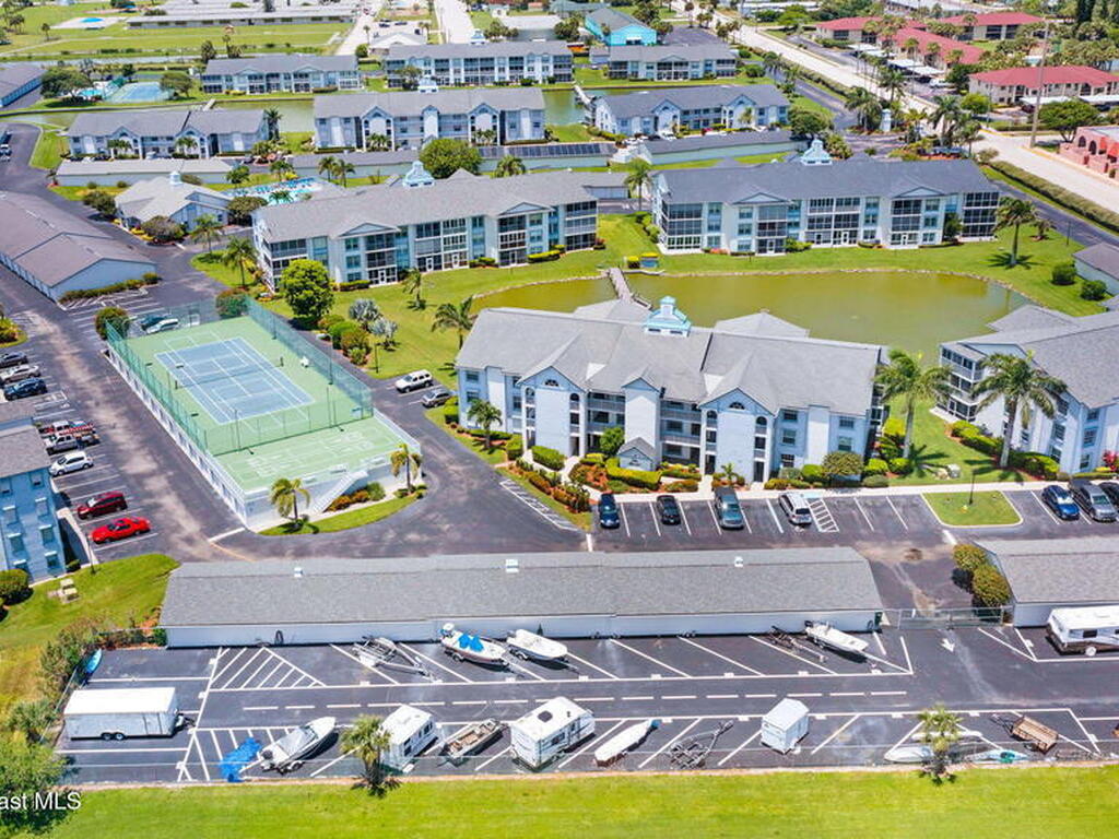 580 S Brevard Avenue, Cocoa Beach, FL 32931