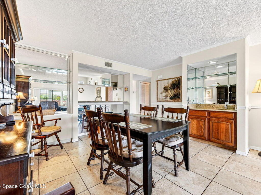 580 S Brevard Avenue, Cocoa Beach, FL 32931