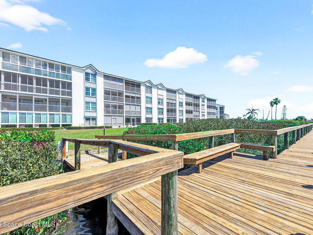 580 S Brevard Avenue, Cocoa Beach, FL 32931