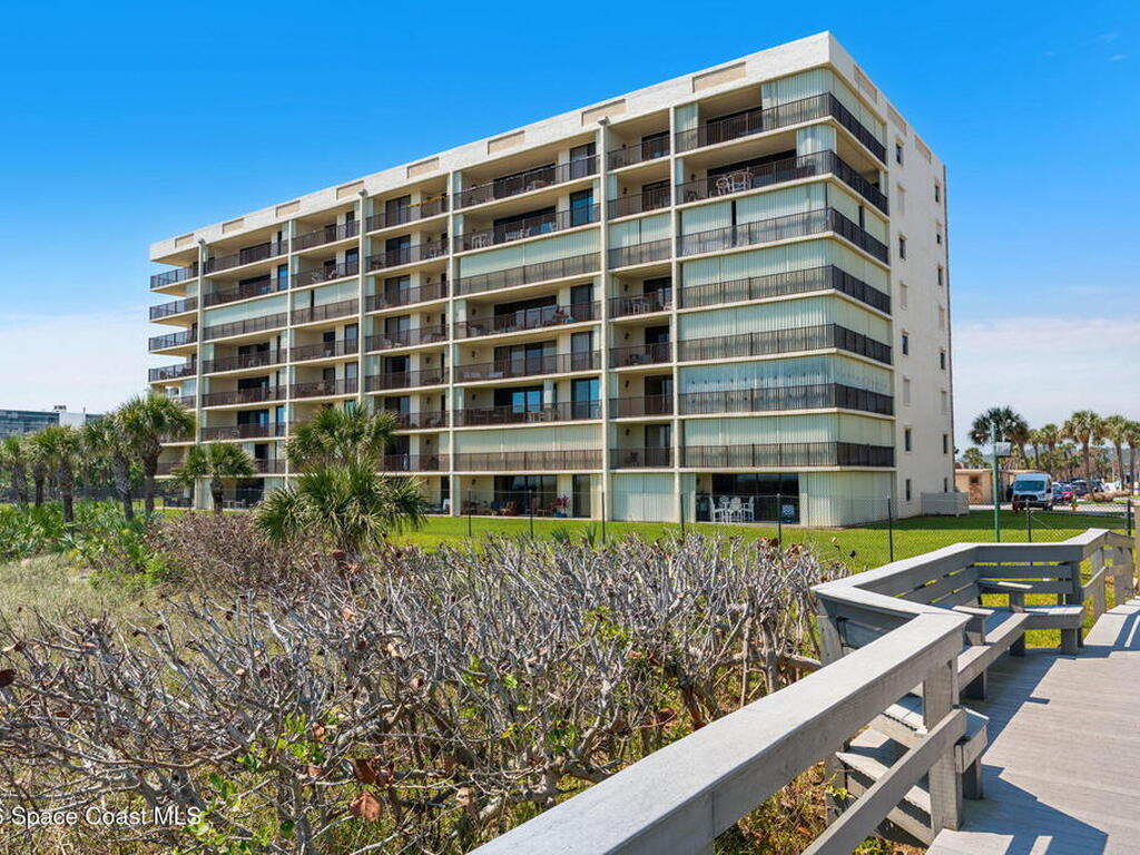 1860 N Atlantic Avenue, Cocoa Beach, FL 32931