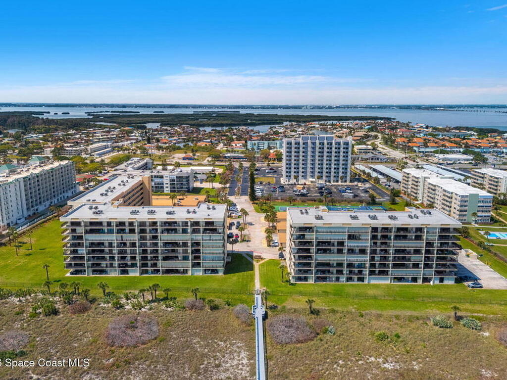 1860 N Atlantic Avenue, Cocoa Beach, FL 32931
