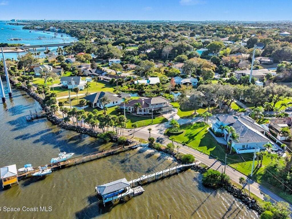 1 Point View Place, Cocoa, FL 32926