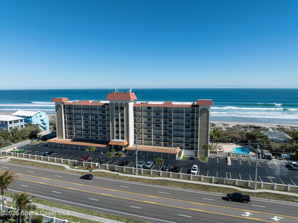 2815 S Atlantic Avenue, Cocoa Beach, FL 32931
