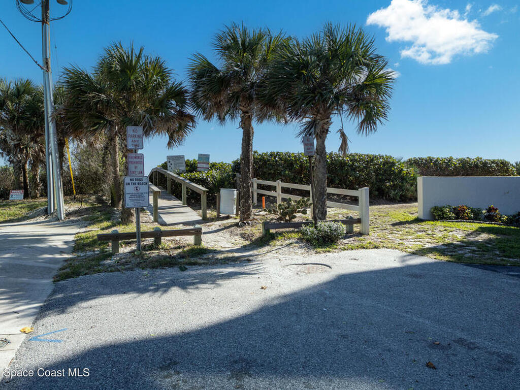 2815 S Atlantic Avenue, Cocoa Beach, FL 32931