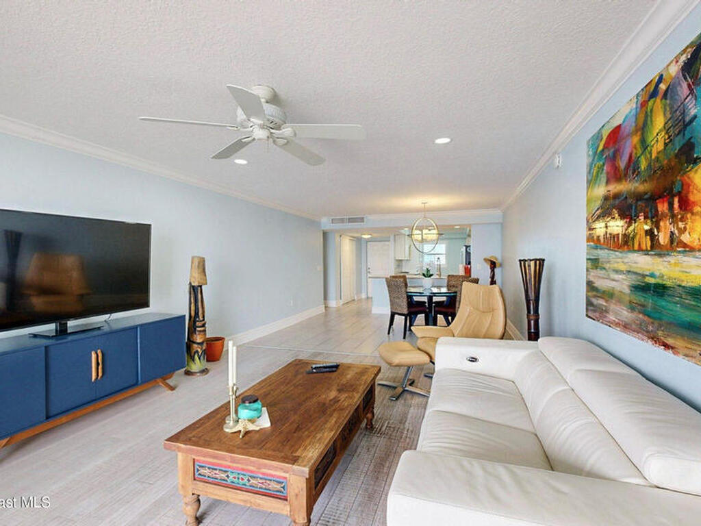 2815 S Atlantic Avenue, Cocoa Beach, FL 32931