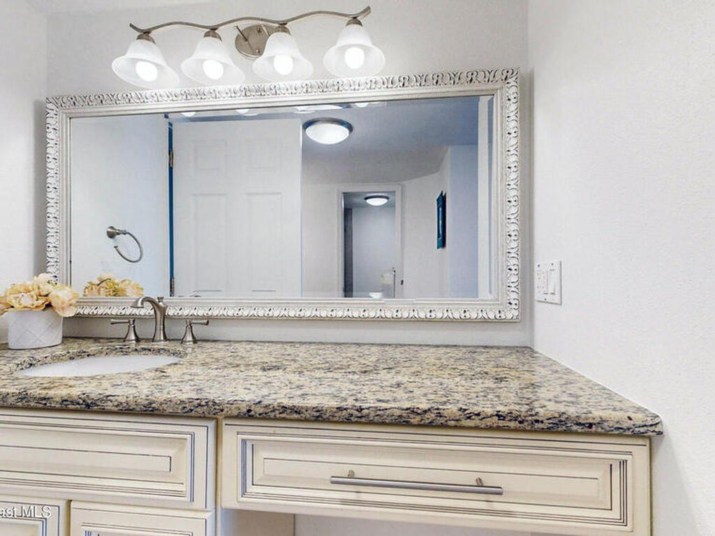 2815 S Atlantic Avenue, Cocoa Beach, FL 32931