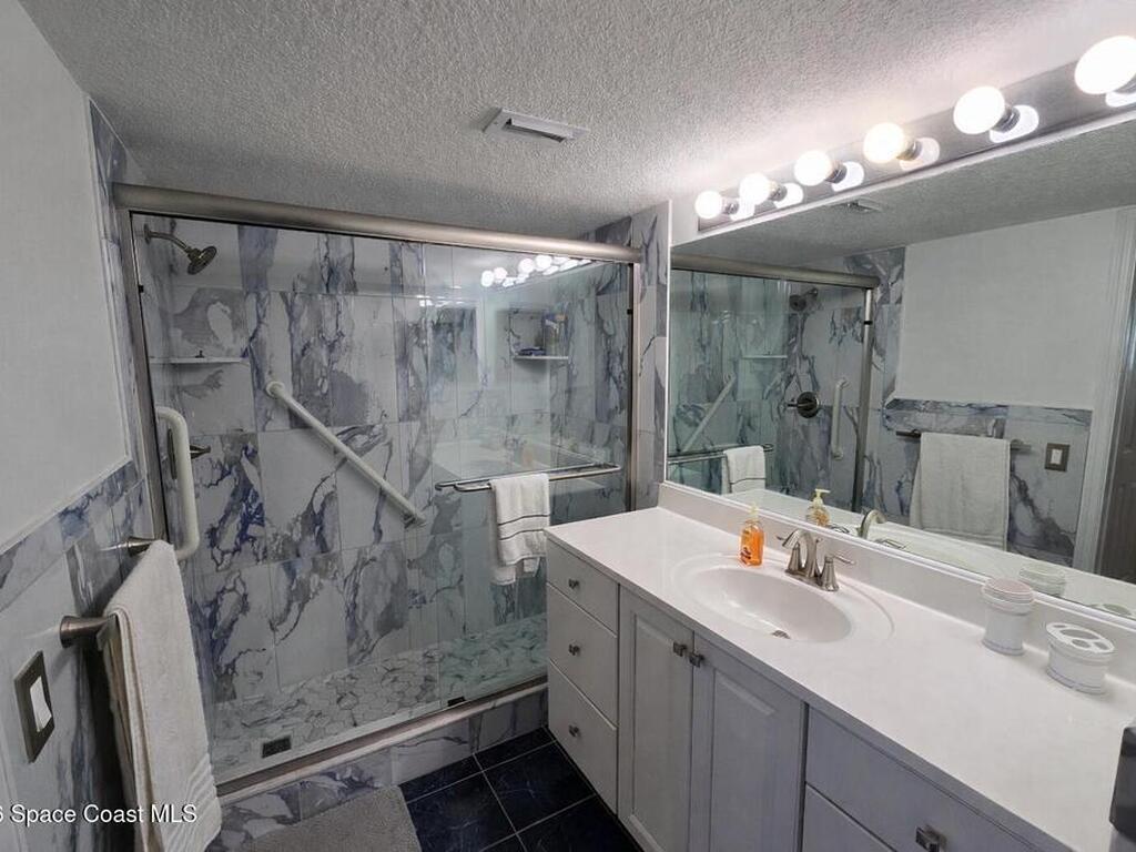 550 S Brevard Avenue, Cocoa Beach, FL 32931