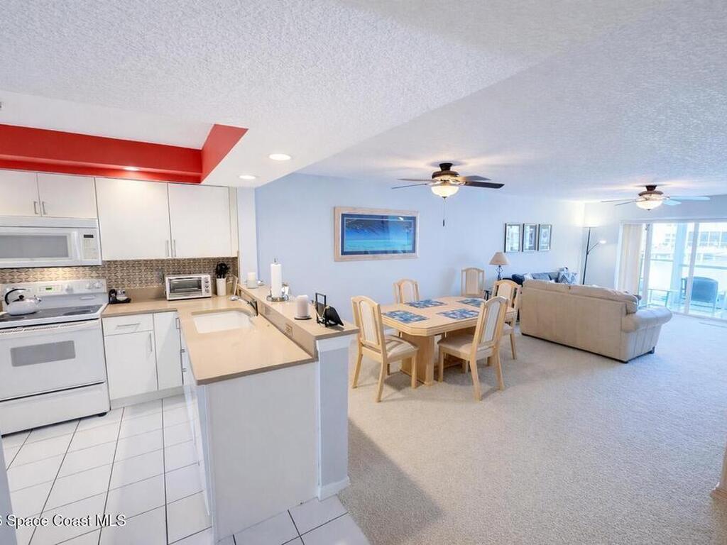 550 S Brevard Avenue, Cocoa Beach, FL 32931