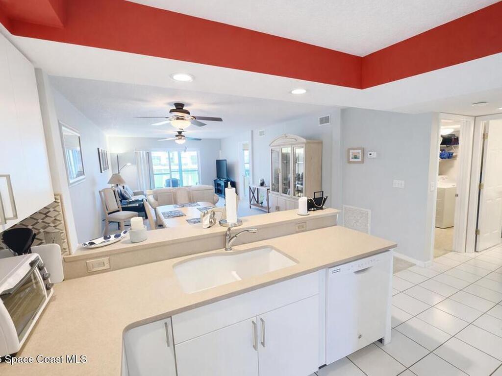 550 S Brevard Avenue, Cocoa Beach, FL 32931