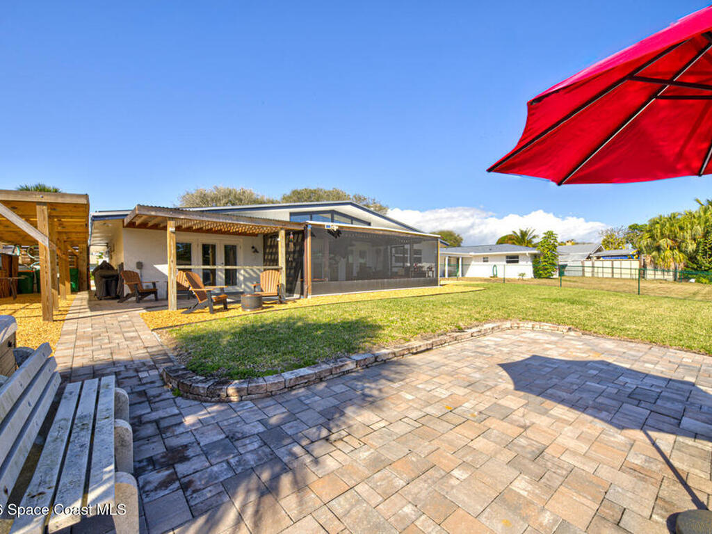 30 Westview Lane, Cocoa Beach, FL 32931