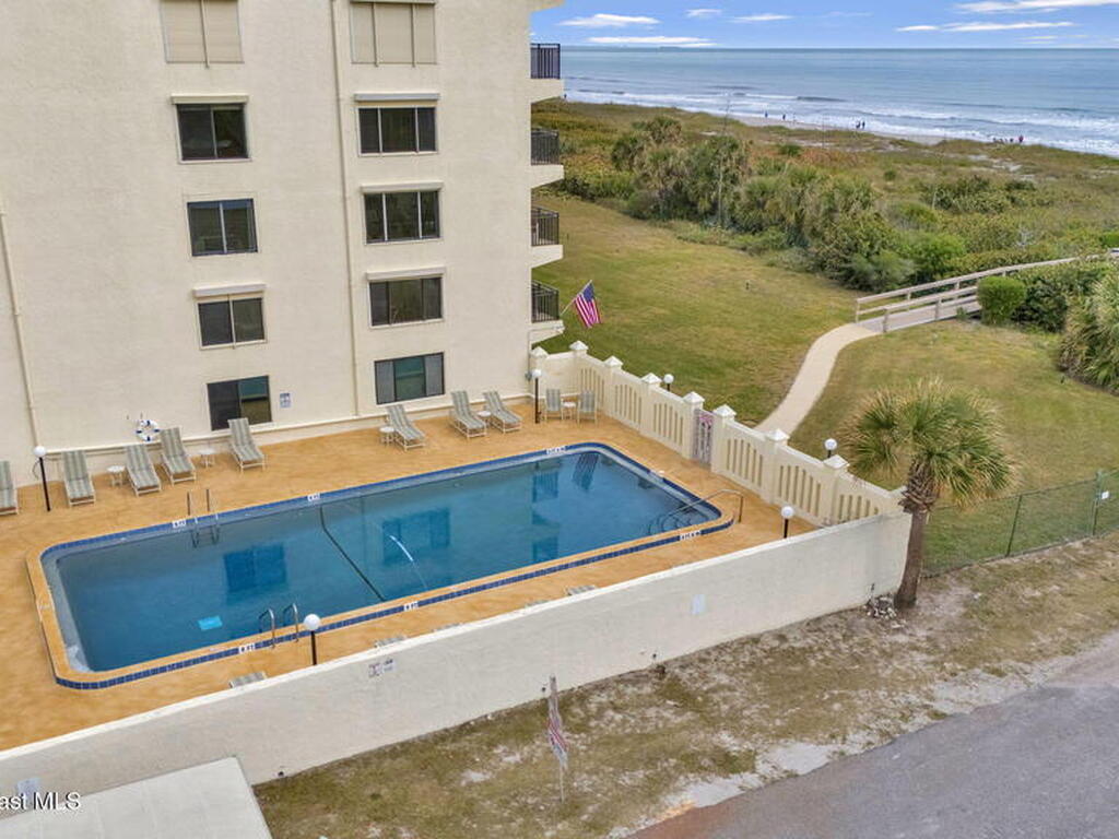 3060 N Atlantic Avenue, Cocoa Beach, FL 32931