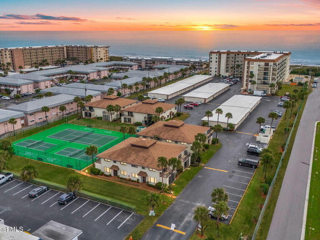 3060 N Atlantic Avenue, Cocoa Beach, FL 32931
