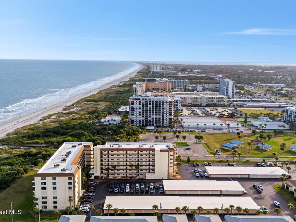 3060 N Atlantic Avenue, Cocoa Beach, FL 32931