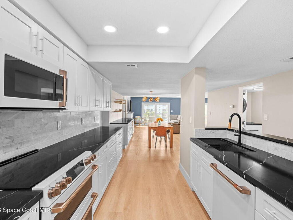 3060 N Atlantic Avenue, Cocoa Beach, FL 32931