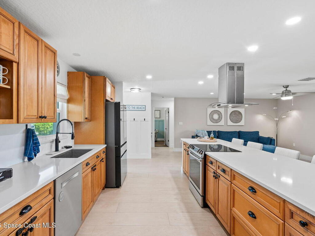 107 La Riviere Road, Cocoa Beach, FL 32931