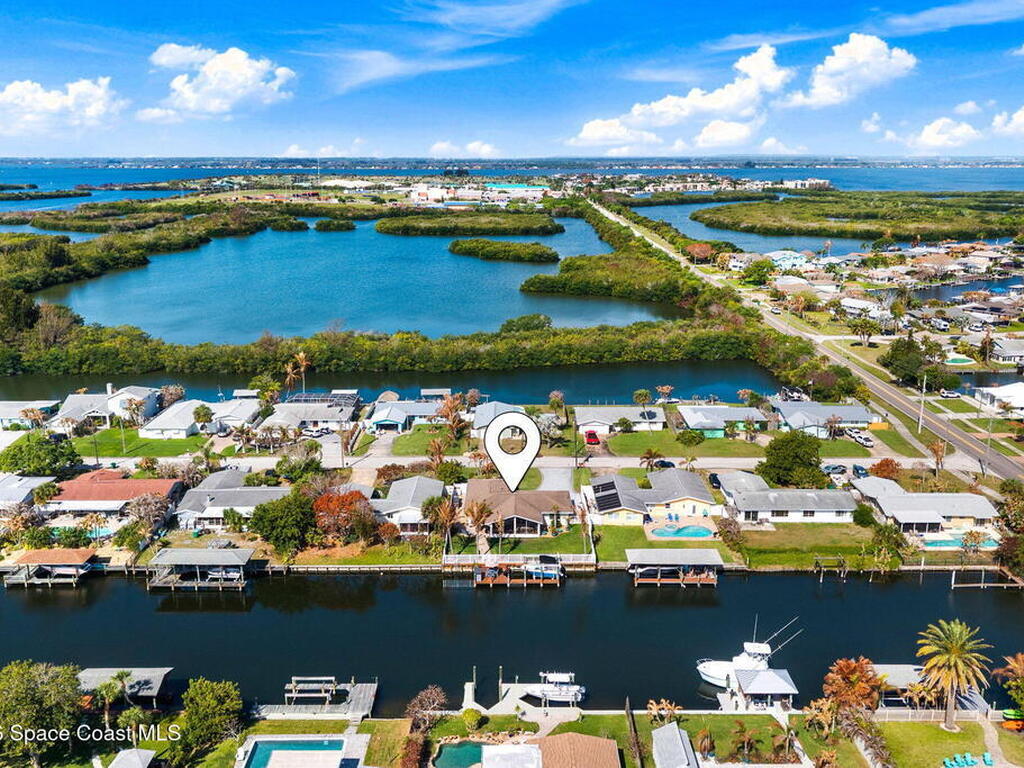 107 La Riviere Road, Cocoa Beach, FL 32931