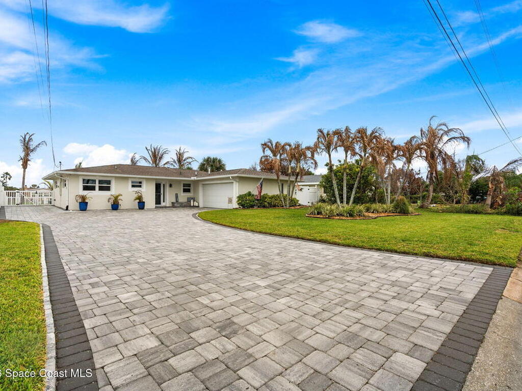 107 La Riviere Road, Cocoa Beach, FL 32931