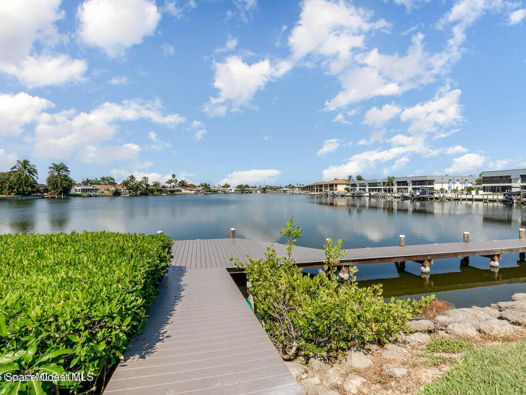 1700 Commodore Boulevard, Cocoa Beach, FL 32931