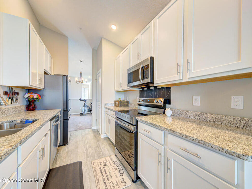 3930 Playa Del Sol Drive, Rockledge, FL 32955