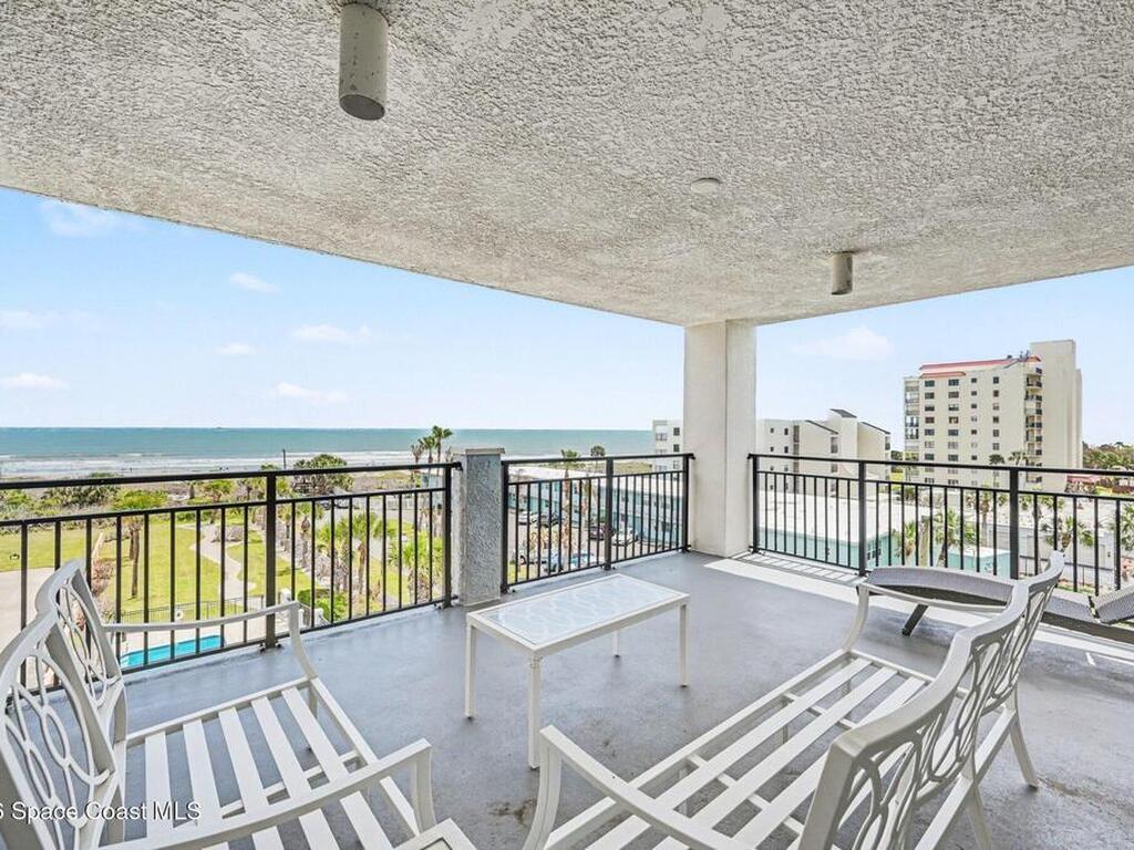 410 Hayes Avenue, Cocoa Beach, FL 32931